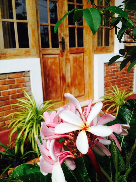 Manik Home Stay Kudapaduwa Exterior photo